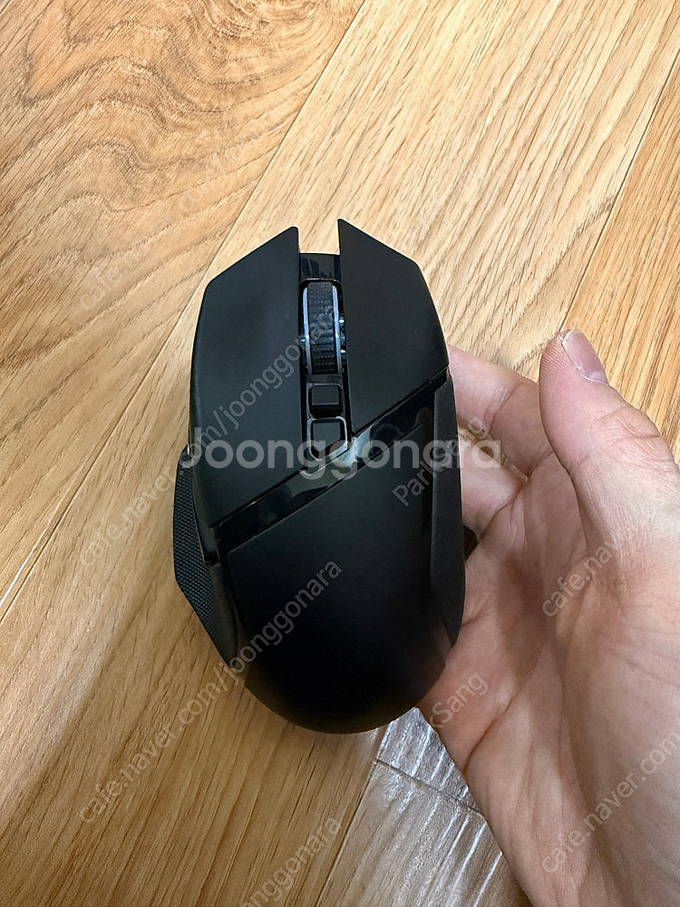 레이저 헌츠맨 v2 리니어 키보드 + 레이저 바실리스크 마우스 팜--9