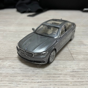 BMW 750Li 다이캐스트 미니카 판매합니다