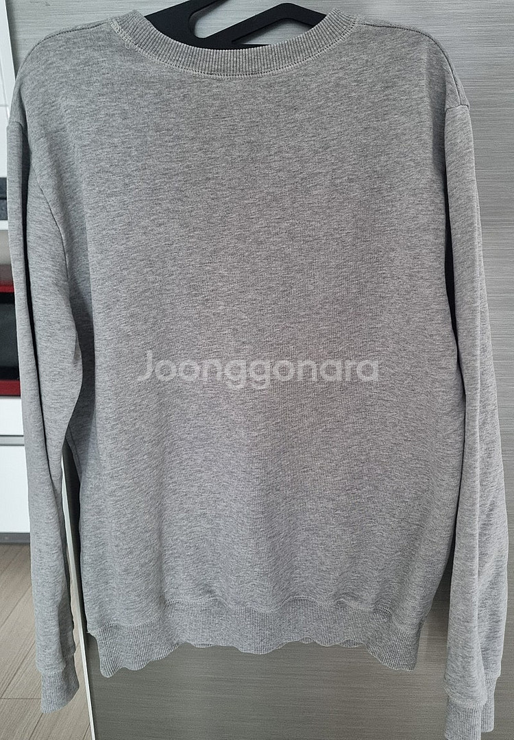 아페쎼 A.P.C. 그레이 긴팔티셔츠 3만원에 팔아요(...--3