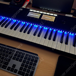 NI Komplete Kontrol S49 MK2 마스터키보드