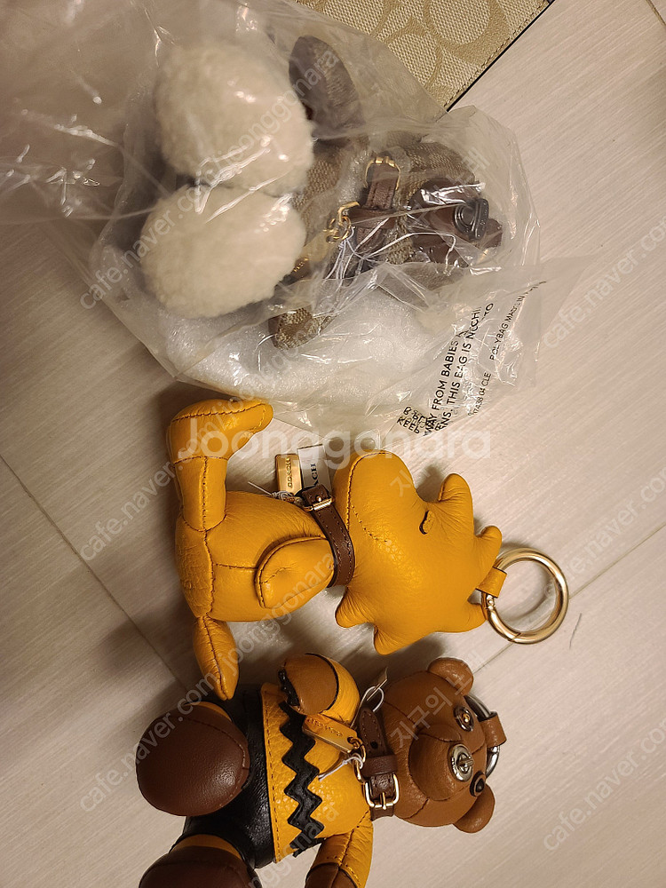 코치 백참 bag charm 열쇠고리 가방걸이 스누피 ...--7