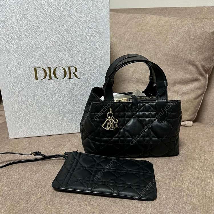 디올 뚜주흐 스몰 정품 급처 (갤러리아 구매, 영수증 인보이스 풀세트)--0