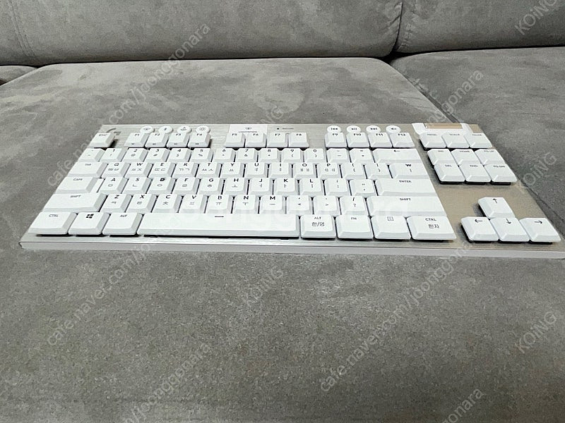 로지텍 913 TKL LIGHTSPEED 택타일--2
