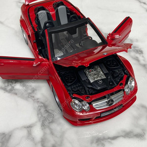 [급처분] KYOSHO 1/18 벤츠 CLK DTM AMG 빨강(red)