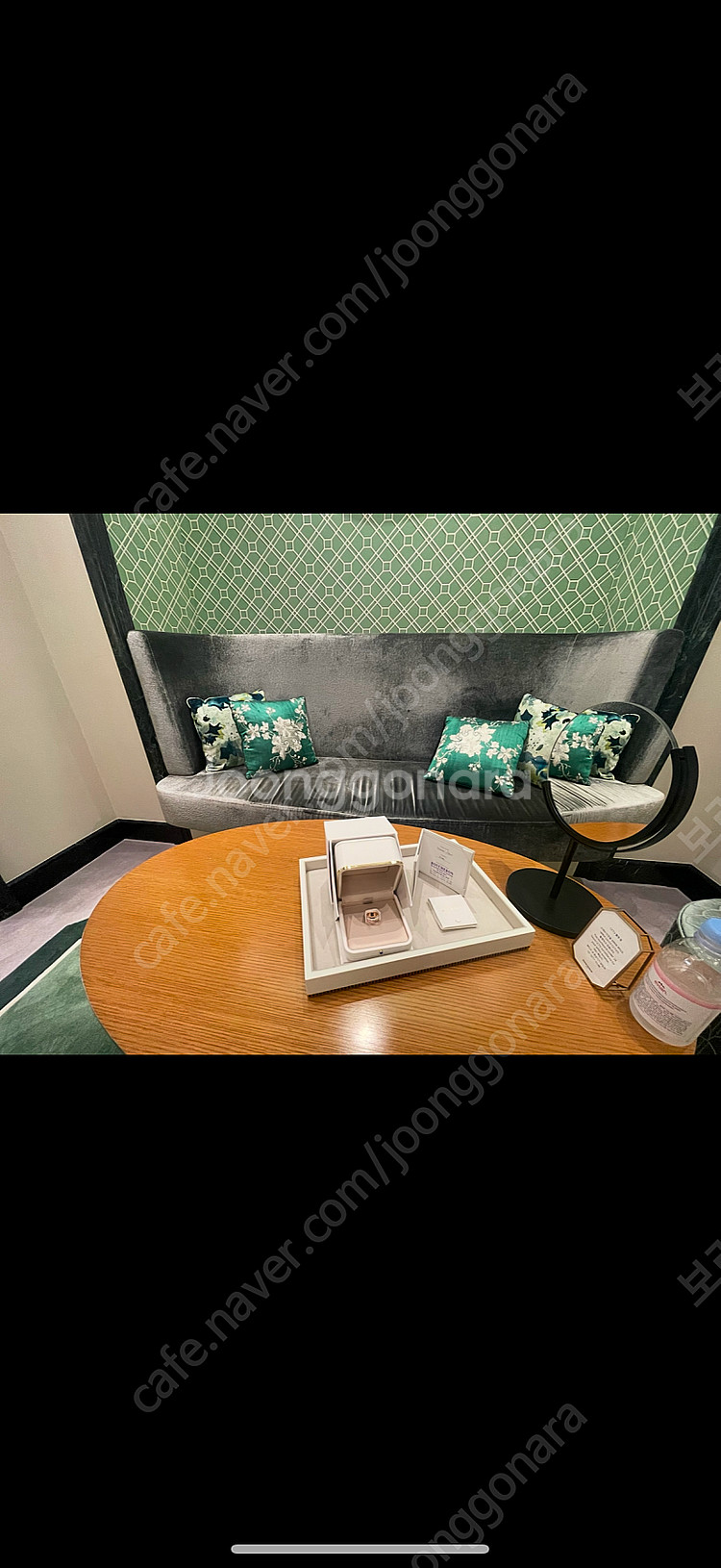 부쉐론 콰트로 화이트 에디션 스몰 링--1