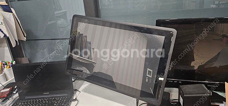 와콤 22인치 액정타블렛 DTK2260K0D--0