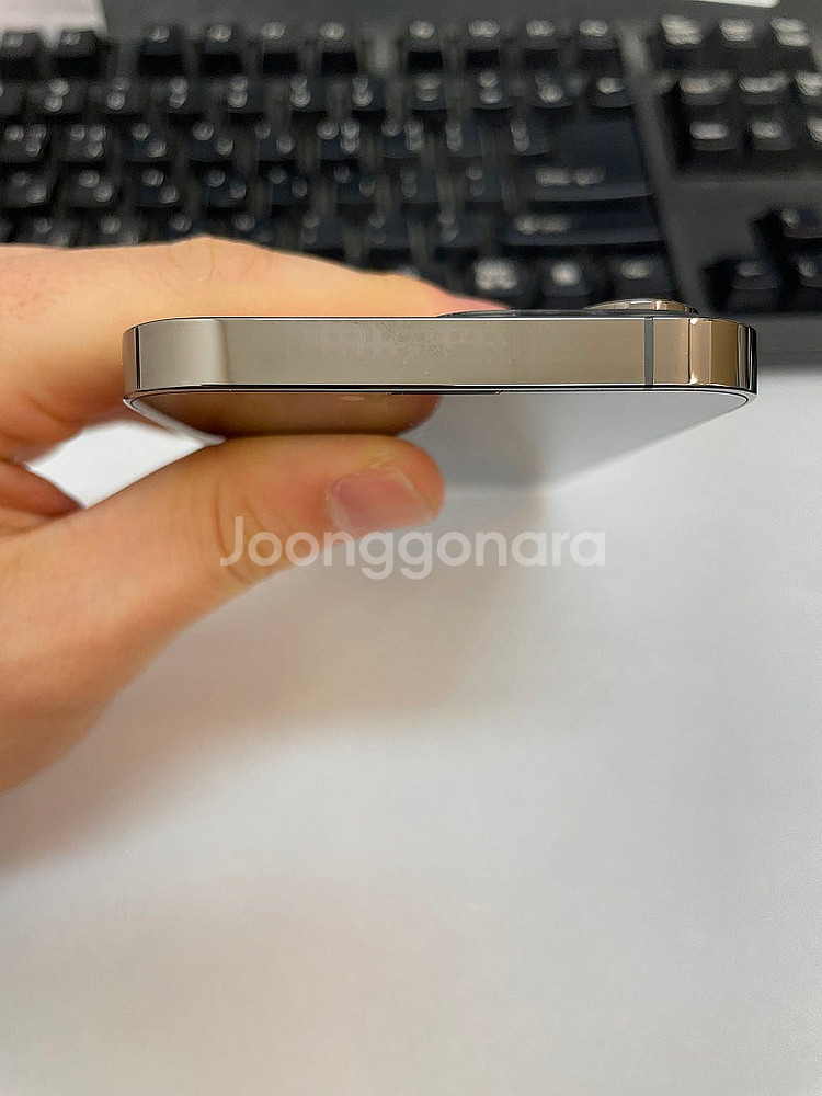 아이폰13프로 블랙 256GB 상태좋은 중고55만팝니다--3