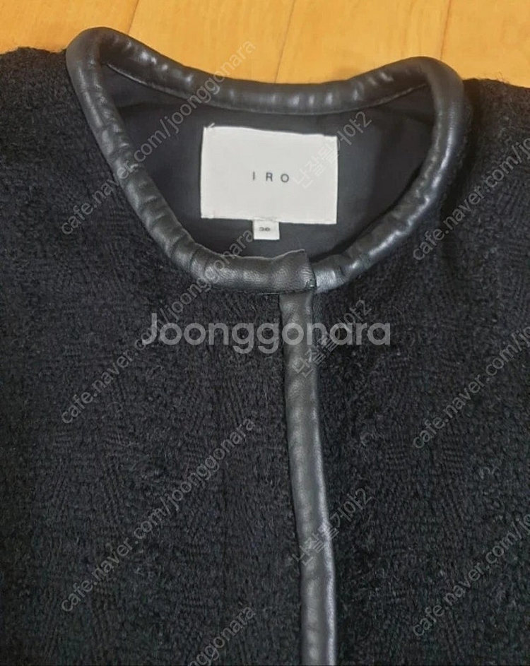 이로 부클 가죽트리밍 자켓--0
