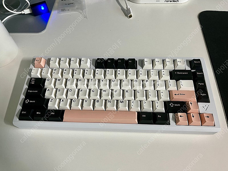 Vxe75 화이트 아이스베리축 풀알루 키보드--0