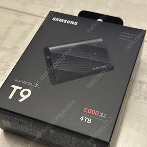 삼성전자 포터블 SSD T9 (4TB)