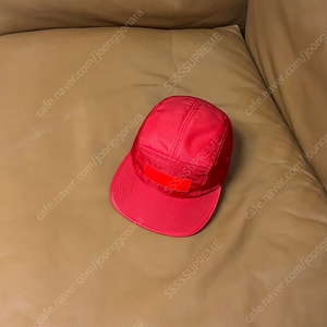 Supreme 슈프림 레드 캠프캡 모자 (Leather Logo Red)