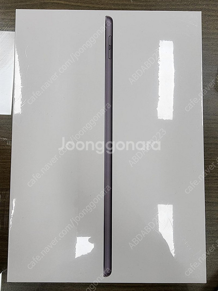 아이패드 9세대 WIFI 256G 미개봉 새제품 판매합니다.--0