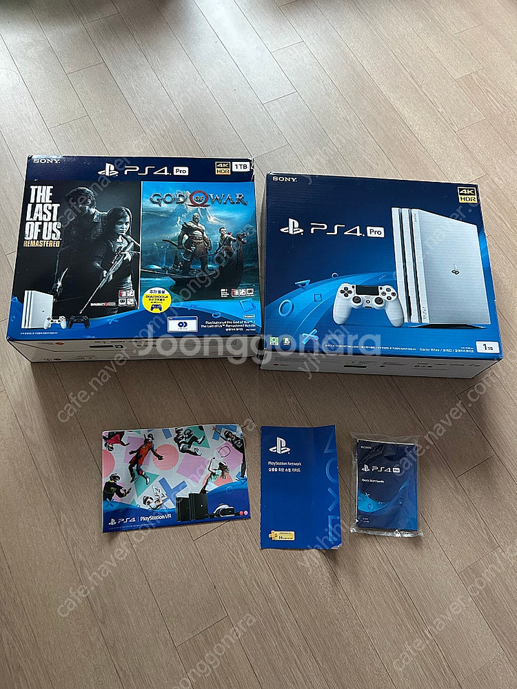 ps4 프로 화이트 1테라 라오어+갓오브워 에디션 박스...--0
