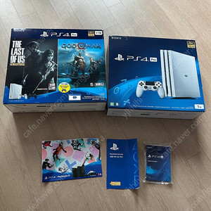 ps4 프로 화이트 1테라 라오어+갓오브워 에디션 박스 풀셋 팝니다