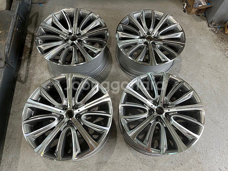 [판매] BMW 7시리즈 750 20인치 순정휠 팝니다...--1