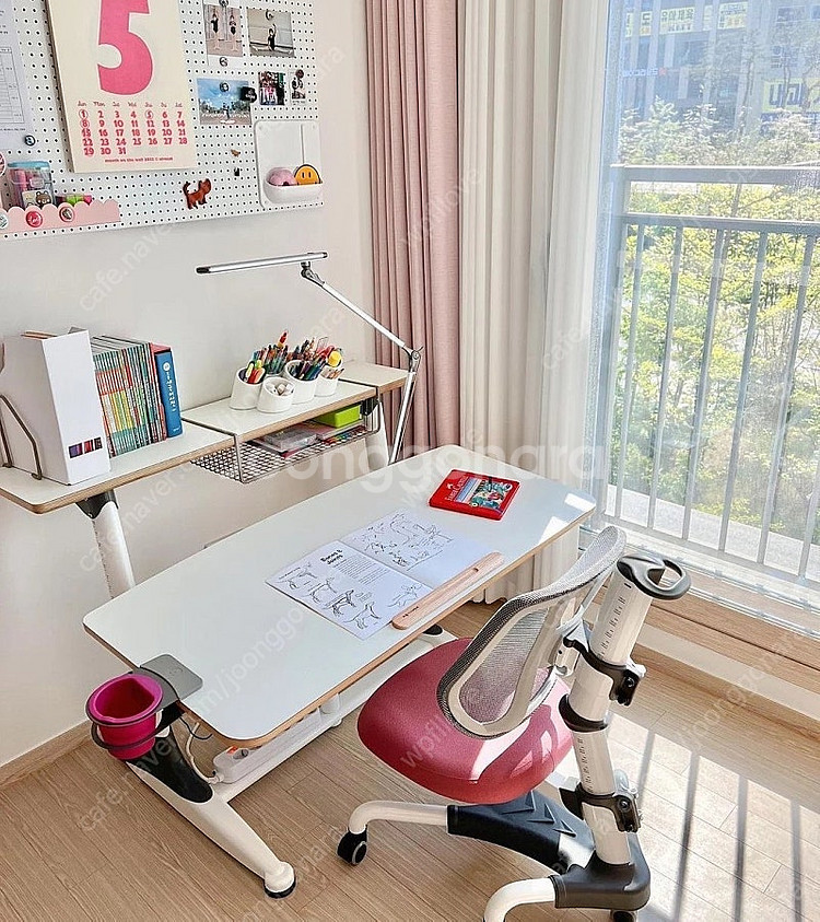 니스툴그로우 유아 초등 책상세트--5