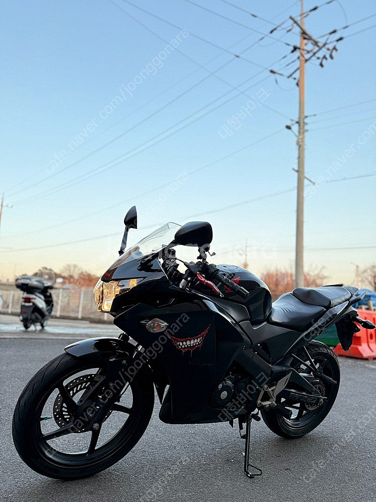 [점검완료]혼다 CBR125R 16년식 3만KM 블랙 ...--2