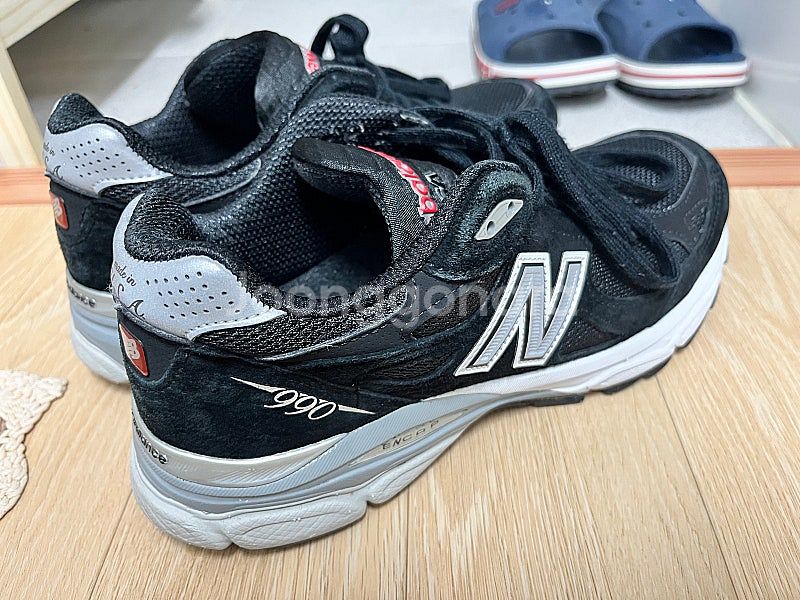 뉴발란스 990v3 245사이즈--1