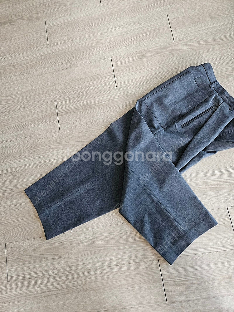 파사드패턴 라운드 울 팬츠 차콜M사이즈 5회미만착용--0