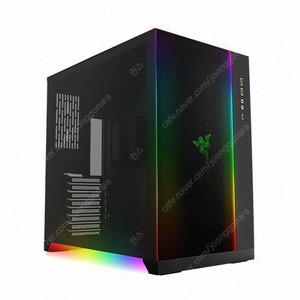 리안리 o11 케이스 razer에디션 삽니다