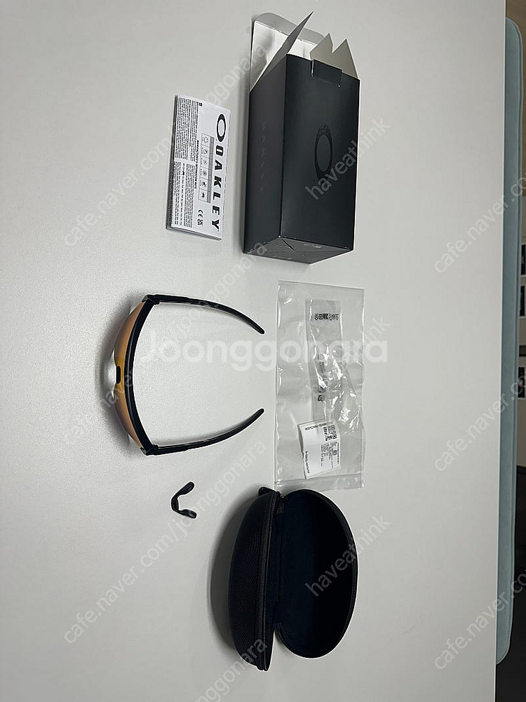 오클리 코리더 선글라스(레드) 팝니다--0