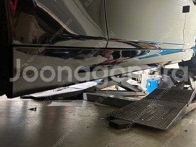 BMW F10 5시리즈 M5 바디킷 앞 뒤 사이드 기본디퓨저 컴페티션 디퓨저--2