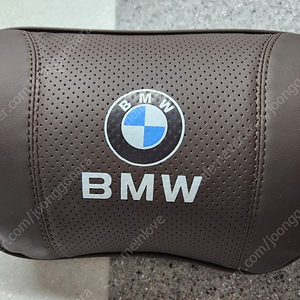 bmw 목쿠션 팔아요