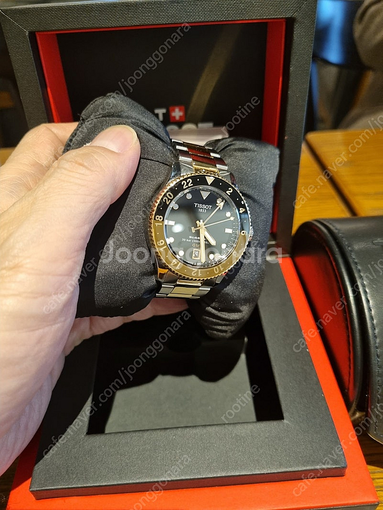 티쏘 씨스타1000 40mm gmt 루트비어 콤비--2