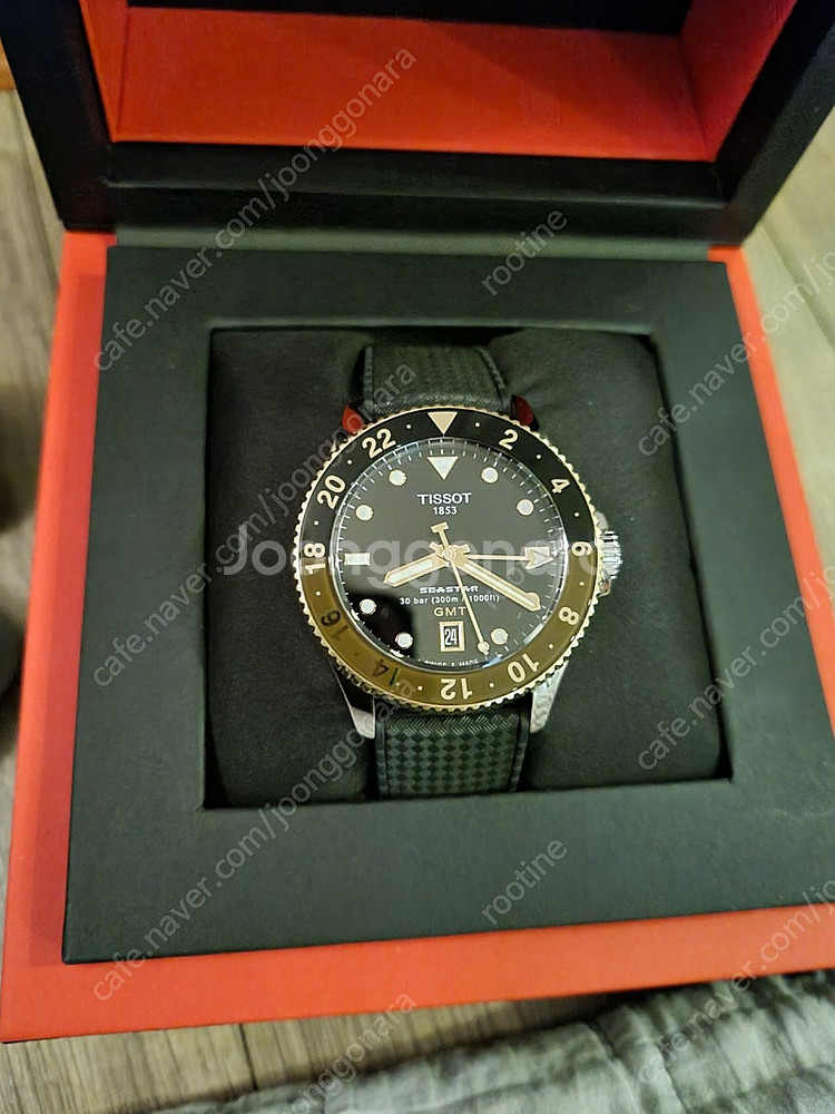티쏘 씨스타1000 40mm gmt 루트비어 콤비--4