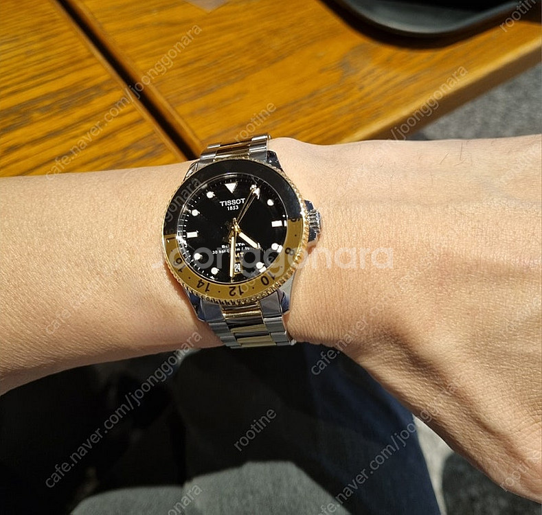 티쏘 씨스타1000 40mm gmt 루트비어 콤비--6