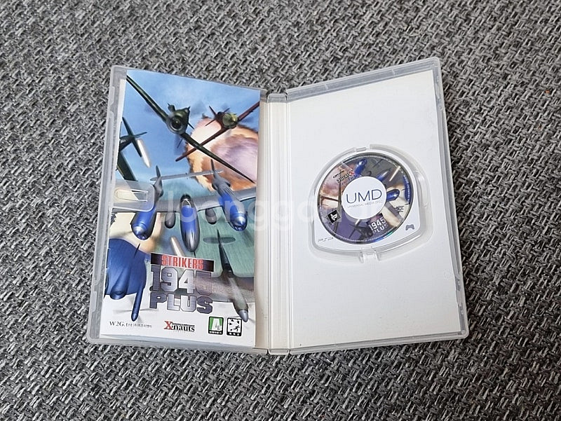 PSP 3005 블랙 레드 및 게임 타이틀--7