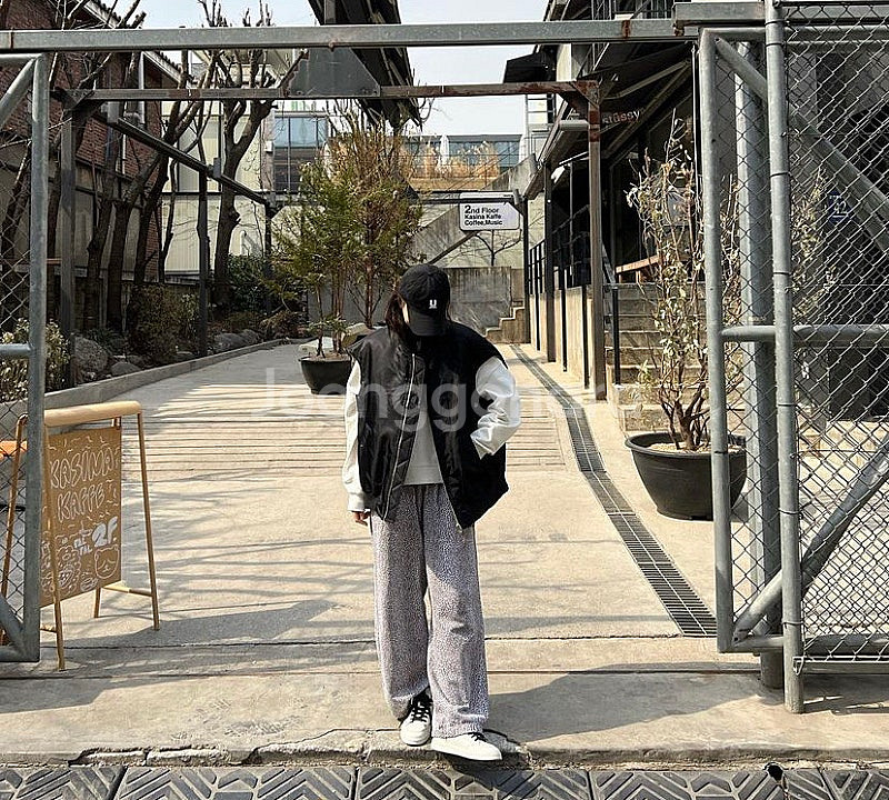 올라이츠 리버시블 베스트 새상품--1