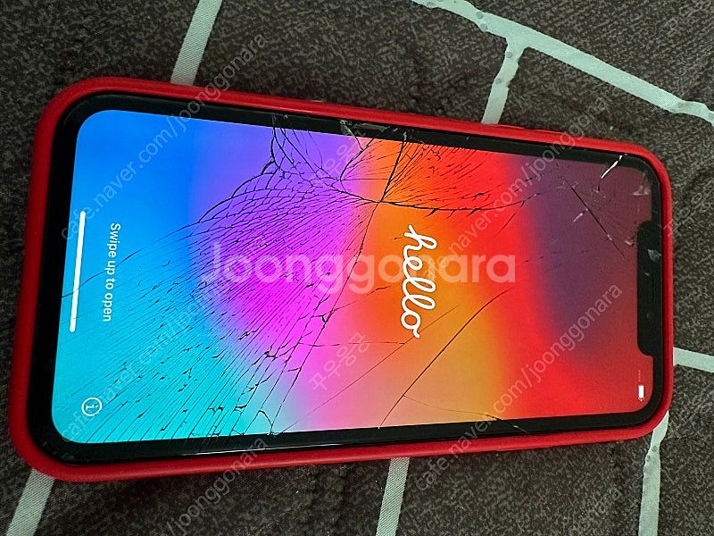 아이폰xr 128 외관깨끗 액정깨짐--2