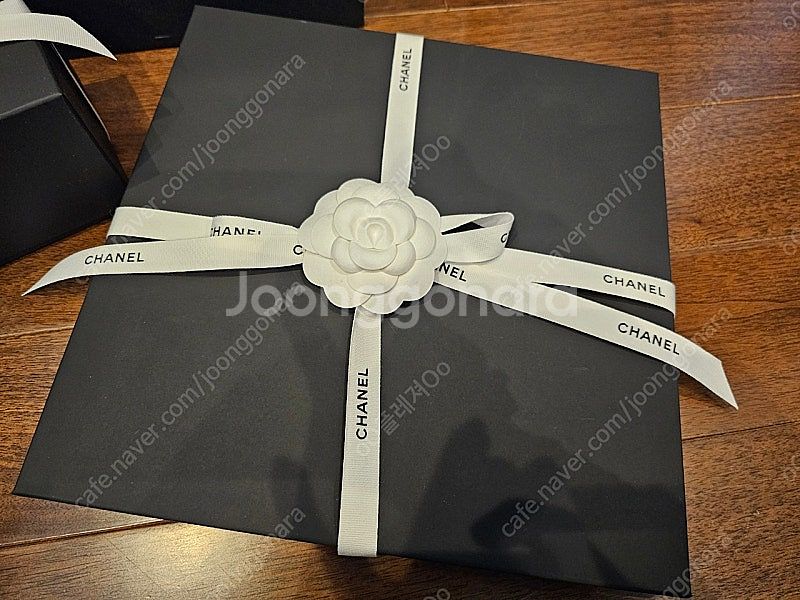 정품 샤넬 스카프, 썬그라스 박스 새상품--1