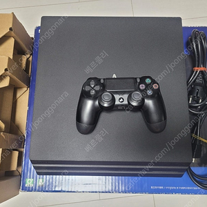 PS4 7017B 프로 팝니다.