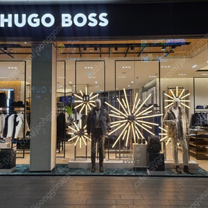 HUGO BOSS VEST 2벌 반티1 스파이더 바람막이