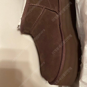 새상품) 클래식 울트라 미니 플랫폼 8 250 ugg 로제 제니 어그 ugg