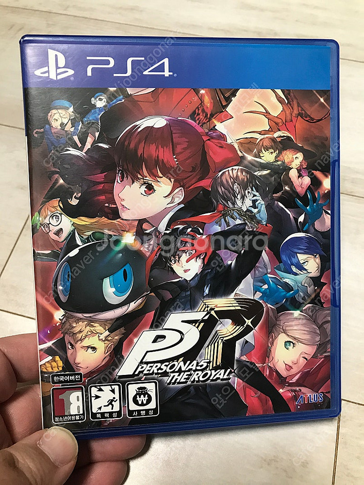 [PS4] 페르소나 5 더 로열 판매합니다--0