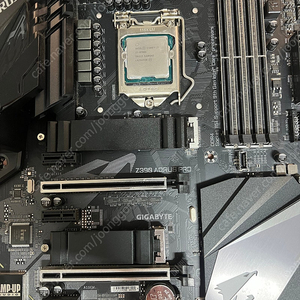 i7 9700k, z390 aorus pro, 삼성 16gb