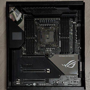 ASUS x299 RAMPAGE Extreme Encore