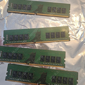 삼성 DDR4 2666V 16G X4EA 양면 같은주차