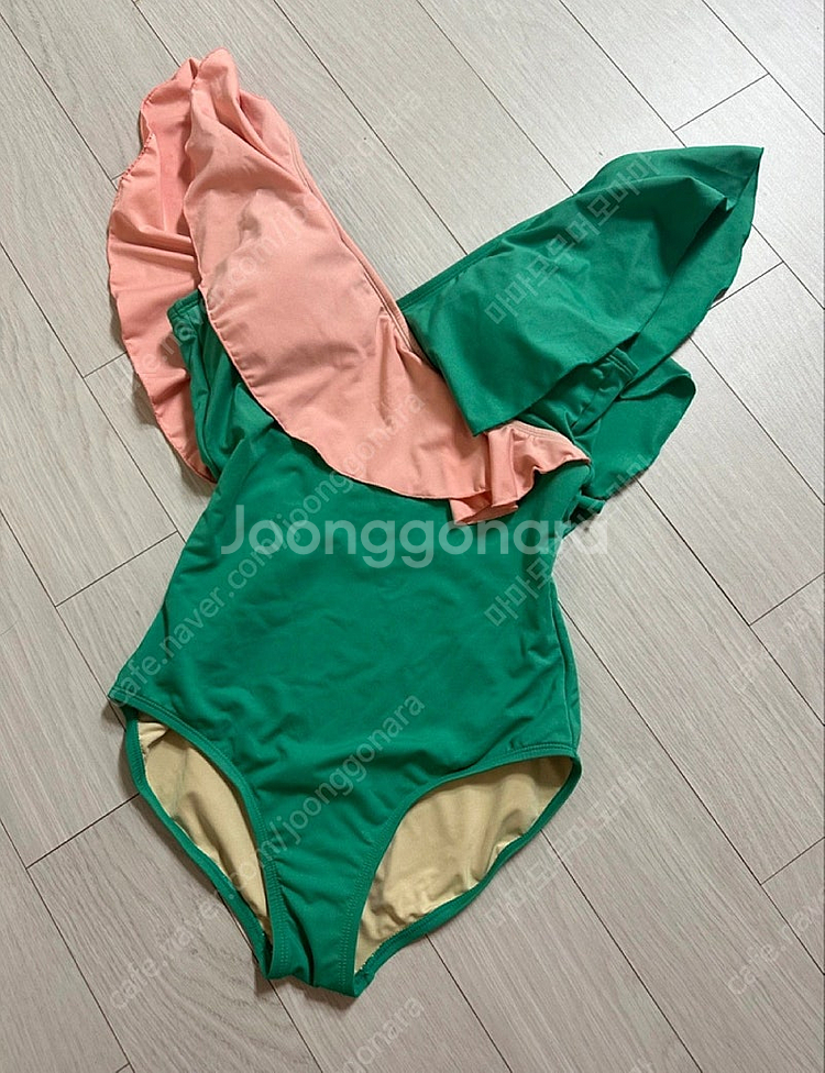 솔티플라워 프릴모노키티 팝니다--0