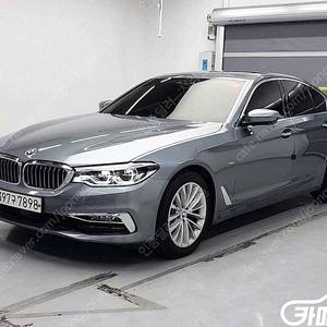 [BMW]5시리즈 (G30) 520d 럭셔리 플러스 (5인승) ★중고차★중고차매입★전액할부★저신용자★신불자★소액할부★현금★카드 전부 가능합니다!