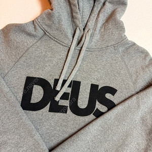 DEUS 데우스 올 캡스 후디 L