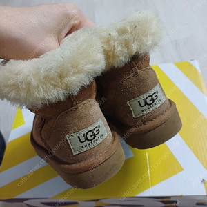 키즈 어그 UGG