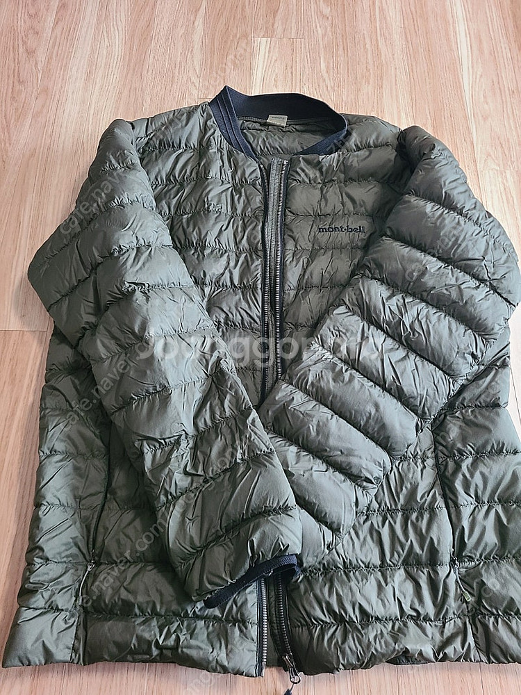 몽벨 경량패딩 사이즈110--0