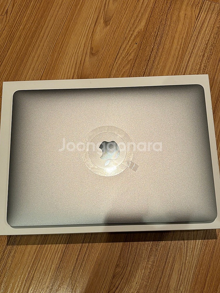2020 맥북 M1 프로 13인치 8g 512gb--0