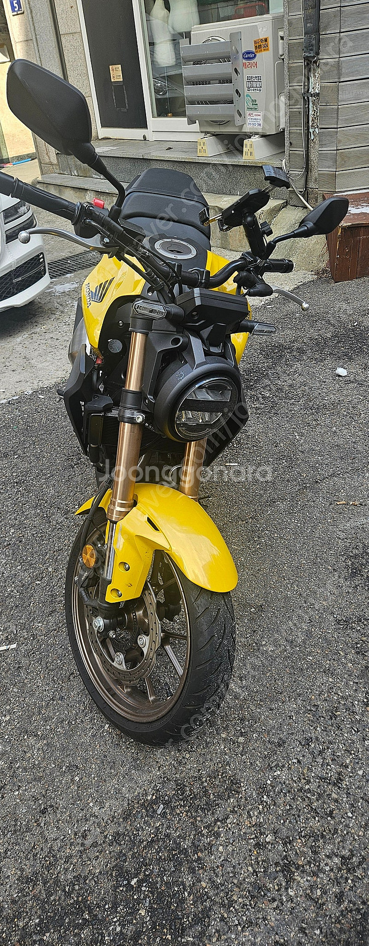 24년식 CB300R 팔아요--0