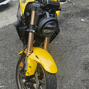 24년식 CB300R 팔아요