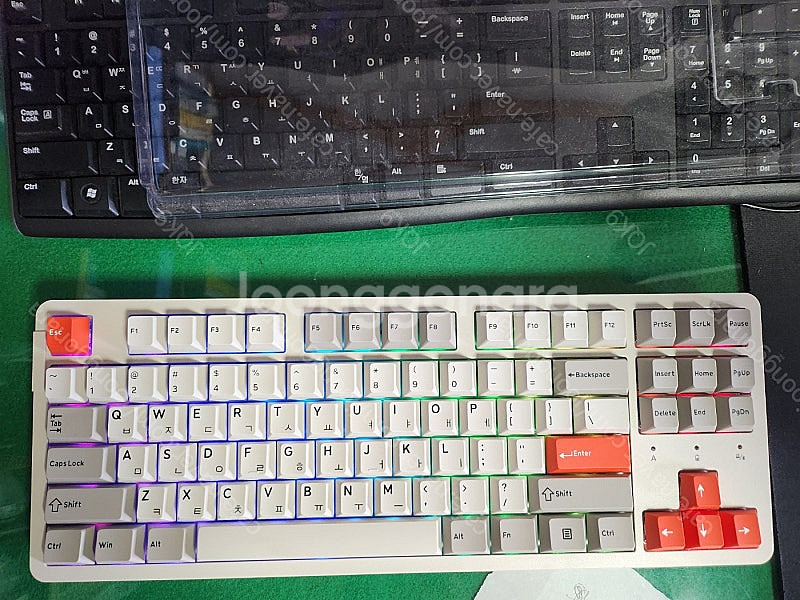 다얼유 a87 pro 스카이축 유무선 키보드 판매합니다...--0